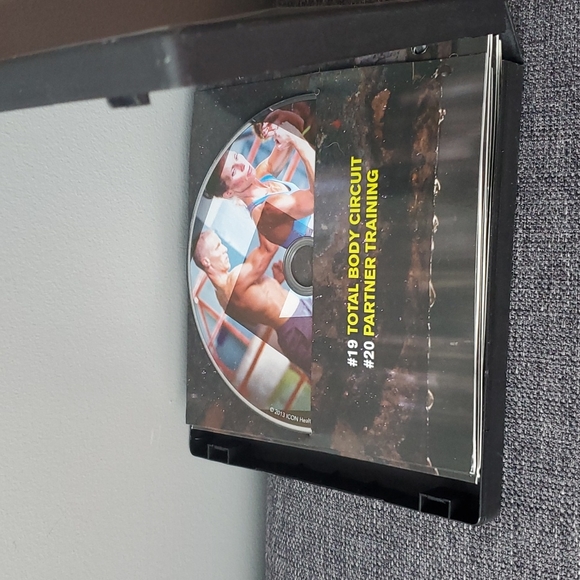 Weider Ruthless 20 Workout Collection - Picture 8 of 8